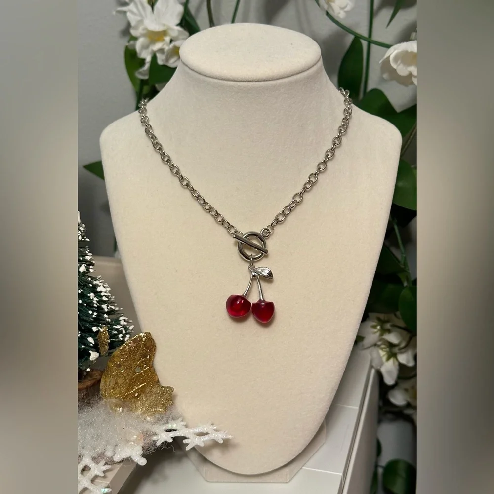 Vintage Cherry Pendant Choker Necklace for Women Party Wedding Jewelry Gift - Picture 4 of 10